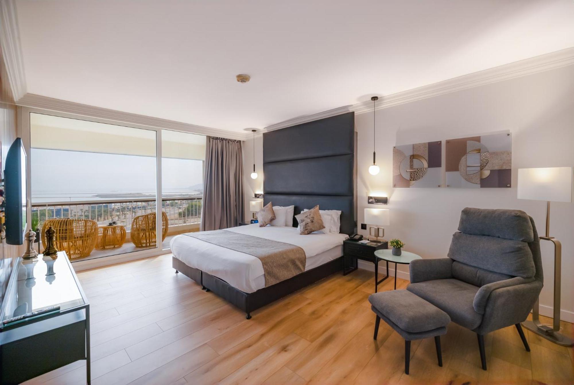 David Dead Sea Resort & Spa Ein Bokek Dış mekan fotoğraf Deluxe room