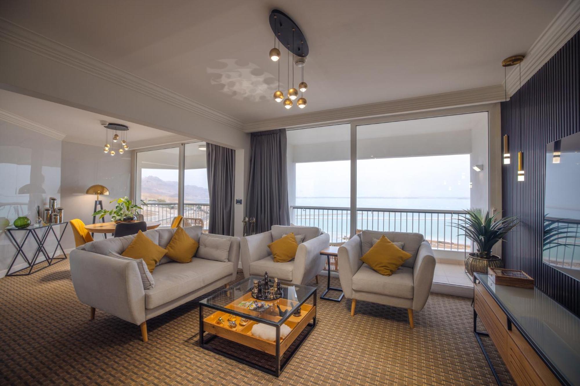 David Dead Sea Resort & Spa Ein Bokek Dış mekan fotoğraf A living room