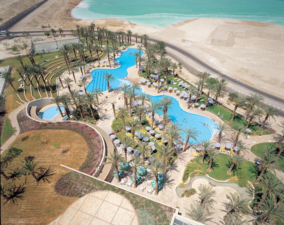 David Dead Sea Resort & Spa Ein Bokek Dış mekan fotoğraf Aerial view of the resort